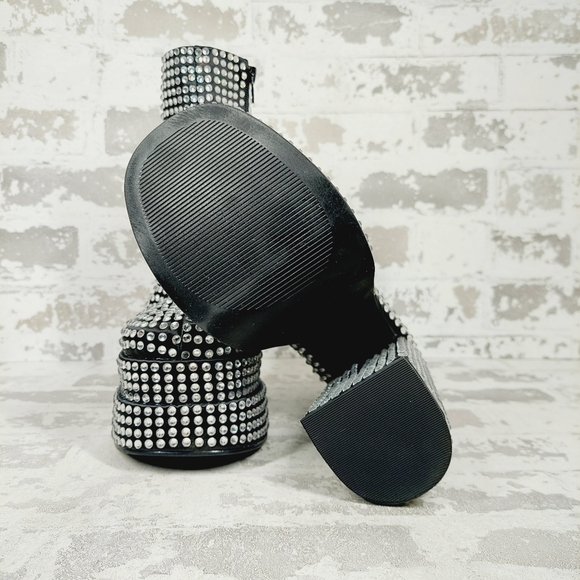 NEW Steve Madden Black Cobra Rhinestones Ankle Platform Boots F1005 - Picture 9 of 12